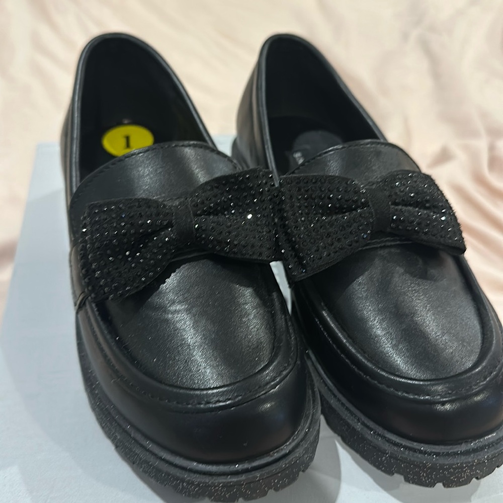 Girls glitter sole loafers size 1 Y